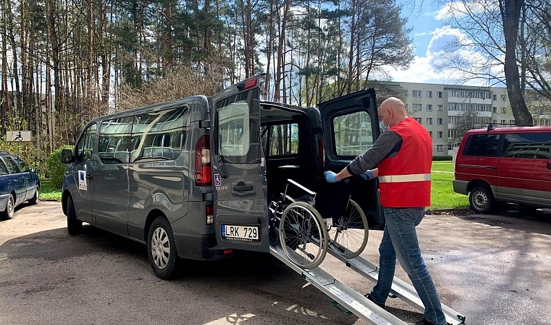Druskininkai pirmieji Lietuvoje pradėjo teikti nemokamas transportavimo paslaugas pacientams